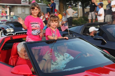 2015-Corvette-Parade-400